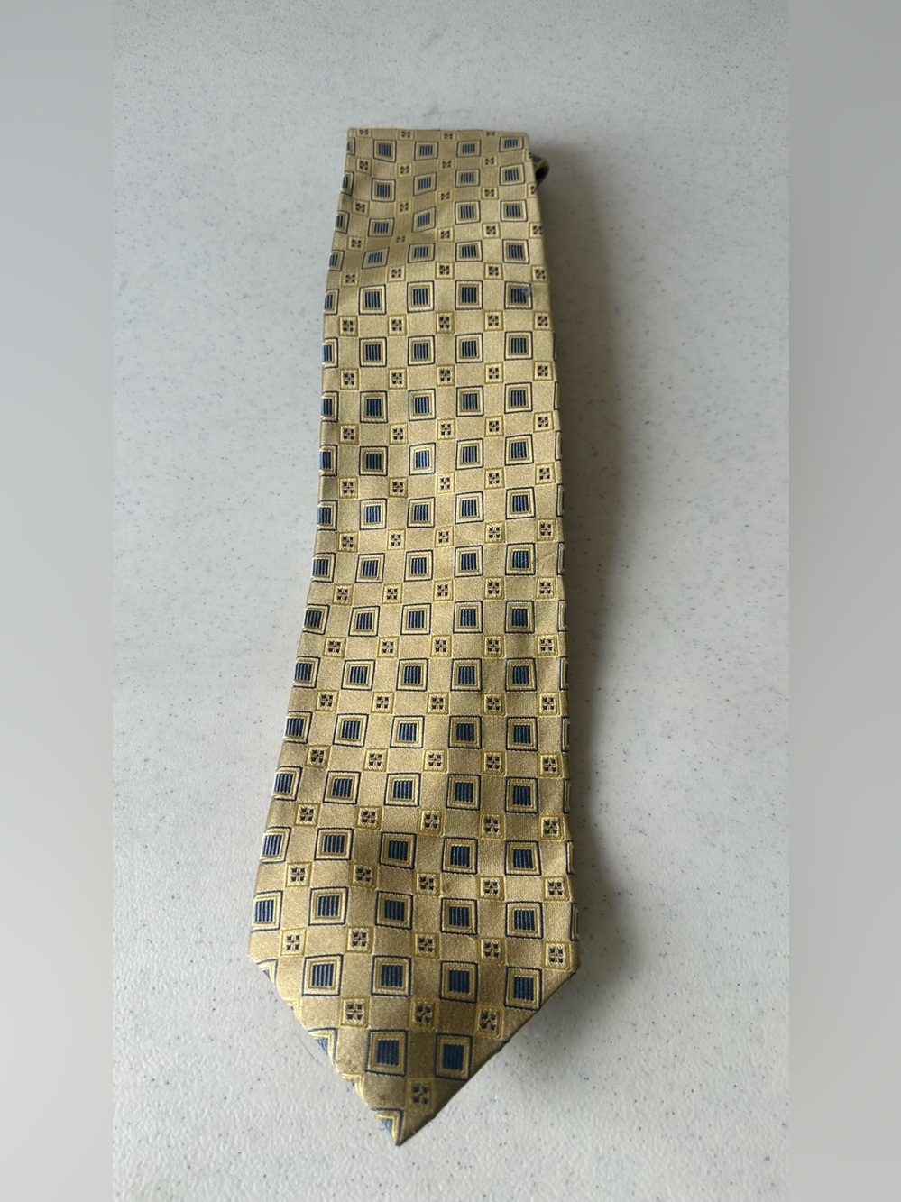 Insignia By Martin Wang 100% Silk Mens Tie Geometric Yellow